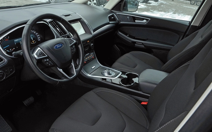 Ford S-Max cena 94889 przebieg: 133000, rok produkcji 2019 z Janów Lubelski małe 277